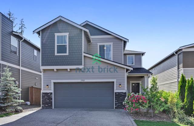 Photo of Spacious 5 bedrooms and 3 bathrooms Cul-de-Sac house Ready for Rent!