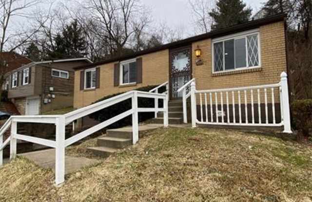 134 Jeanette Dr - 134 Jeanette Drive, Allegheny County, PA 15147