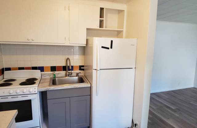 9832 13th Avenue Southwest