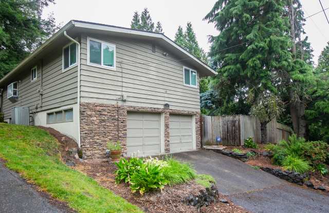 12105 Southeast River Road