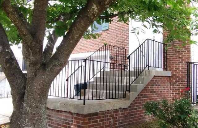 4716 ROLLINGDALE Way