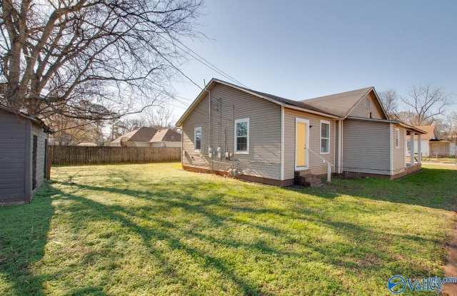 3701 Fairview Street