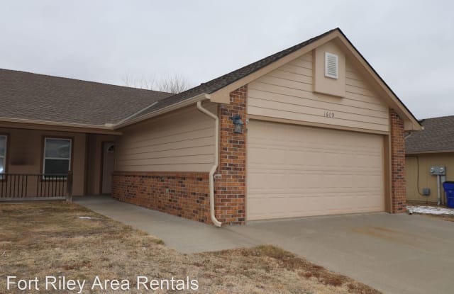 1609 Clover Drive - 1609 Clover Drive, Junction City, KS 66441