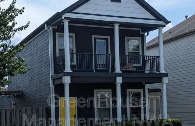 5207 South 65th Place