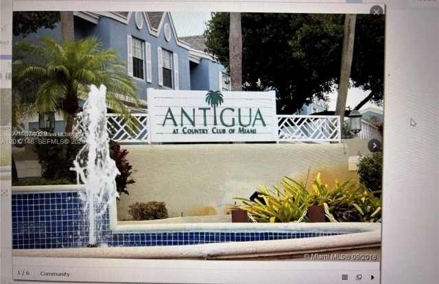 6725 NW 174th Ter