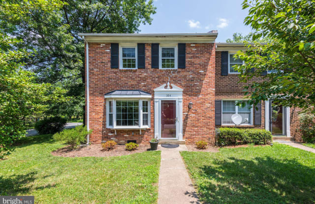 324 ROCK SPRING DRIVE SW - 324 Rock Spring Drive Southwest, Leesburg, VA 20175