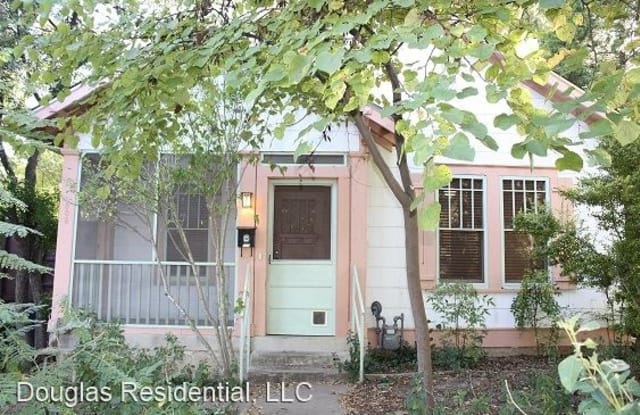 305 Leland St - 305 Leland Street, Austin, TX 78704