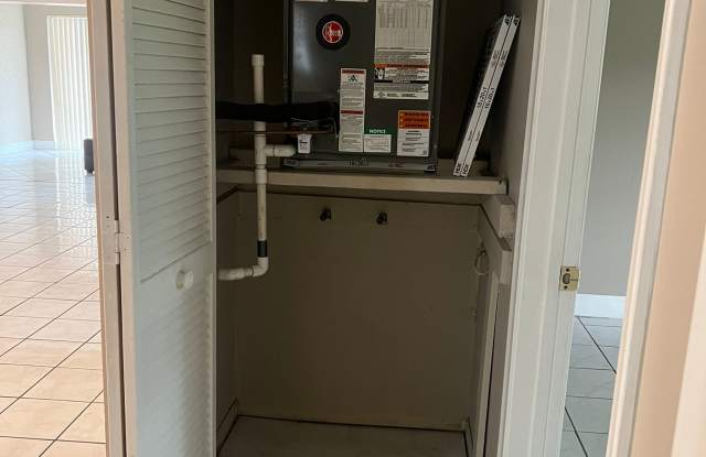 8626 Southwest 114th Place