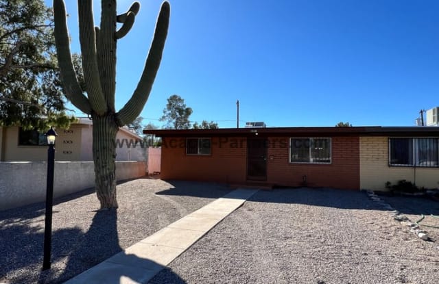 1510 East Iowa Drive - 1510 East Iowa Drive, Tucson, AZ 85706