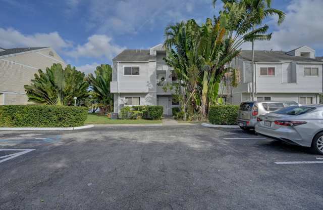 Photo of 3453 Northwest 44th Street