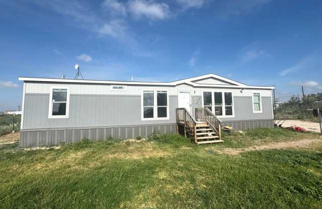 3 Bedroom 2 Bathoom Ready to Rent in Odessa