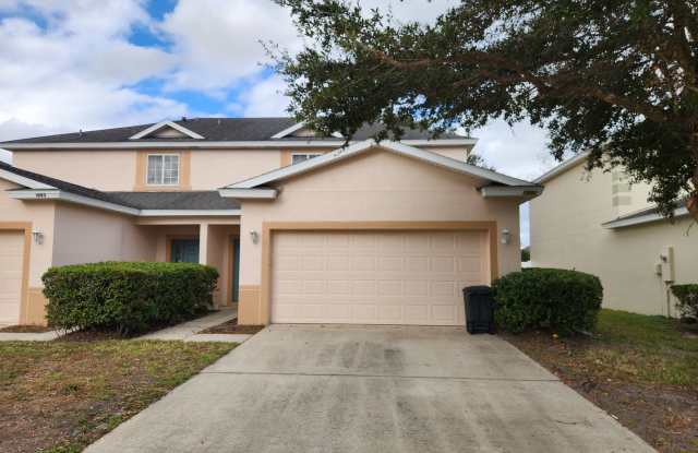 Adorable 3 Bedroom 2.5 Bath home