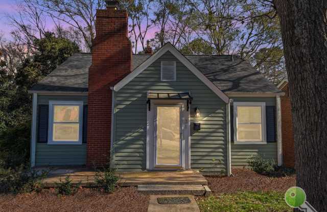 Charming Updated 2BR Home Near Downtown Greenville