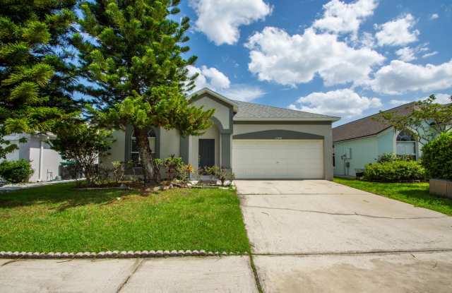 Photo of Available Now! 3/2 Home Near Hunter's Creek and OIA