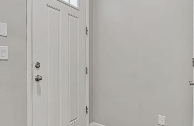 6061 CINNAMON PARK Street