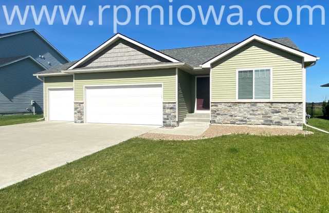 NEAR ABBIE GROVE ELEMENTARY!! 4 Bedroom, 3 Bath Home in Ankeny