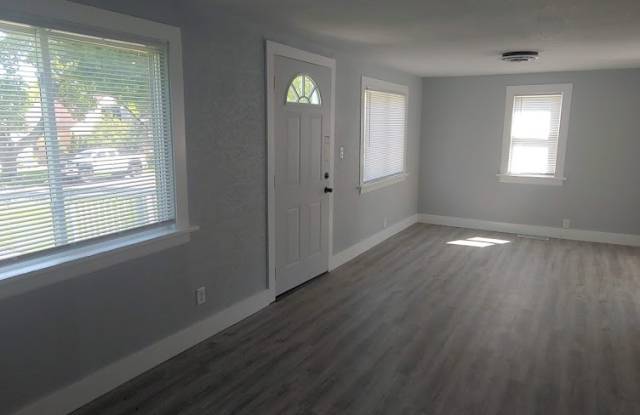 6725 West Harrison Avenue