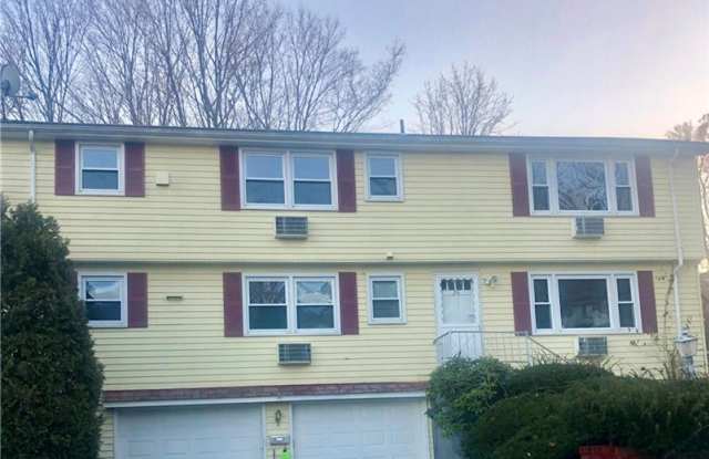 24 Randolph Court - 24 Randolph Court, New Britain, CT 06053