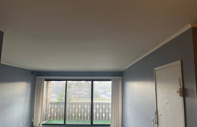 2118 Pauline Boulevard