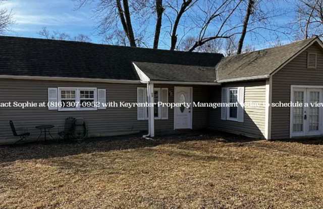 Photo of For Rent: 1 NE Forest Ave, Lee’s Summit, MO 64063 — Spacious 4 Bed/2 Bath Home (Pet-Friendly)