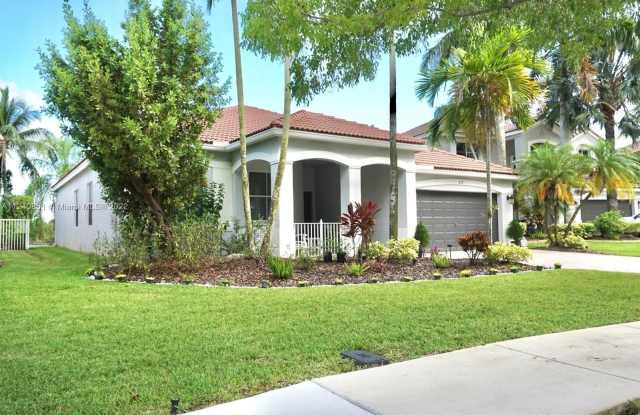878 Lavender Circle