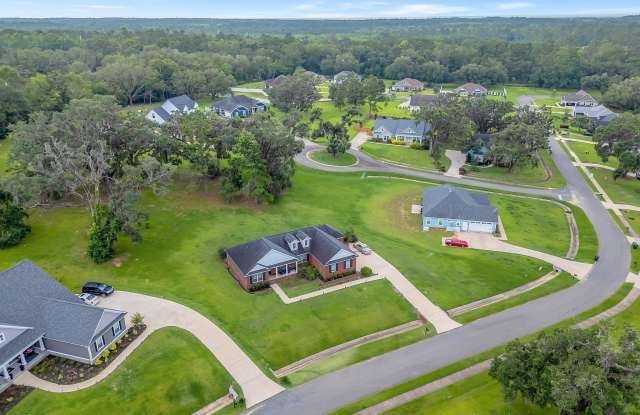 3325 Mariana Oaks Drive