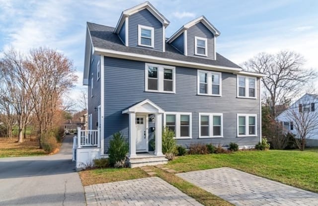 31 Oak St - 31 Oak Street, Wellesley, MA 02482