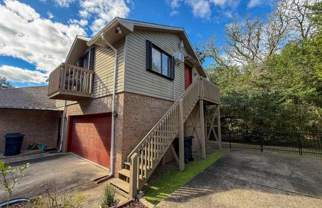 1 Bedroom 1 Bath Furnished Garage Apartment - ALL UTILITIES INCLUDED!