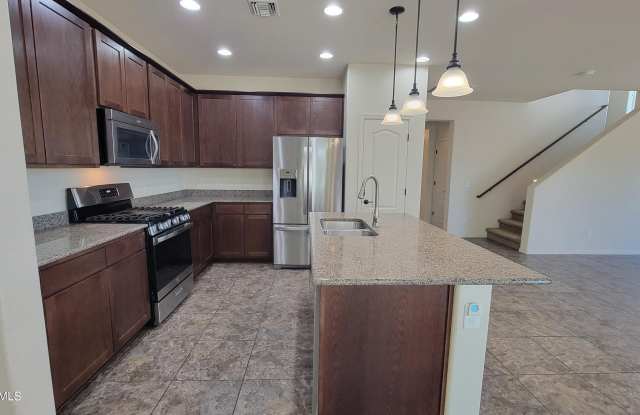 Photo of 1437 PASO ROBLES Avenue