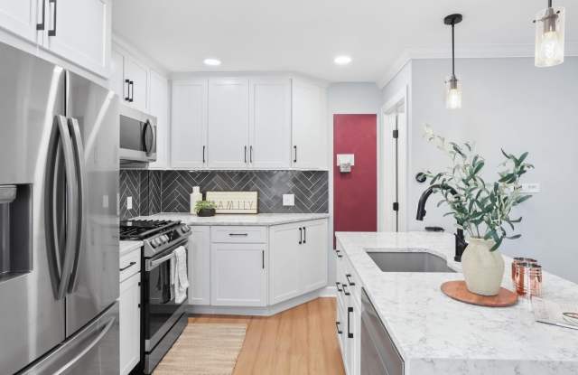 2203 ARLINGTON Terrace