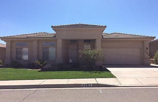 2562 E 140 S - 2562 East 140 South Circle, St. George, UT 84790