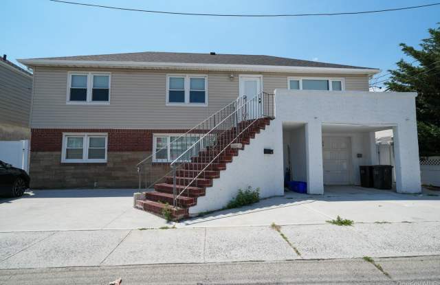 59 Troy Avenue