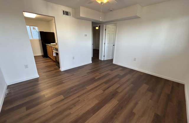 3318 Broadway Street-2