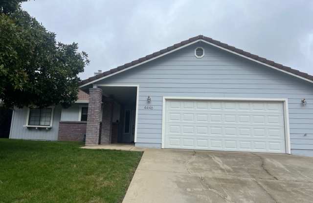 Photo of Home in Mary Lake with New Updates!