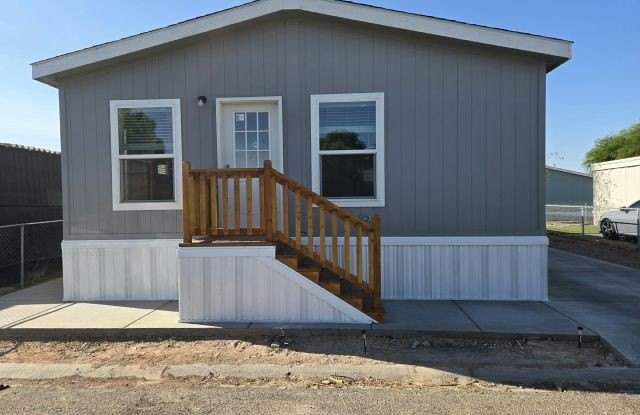 Photo of 3401 N Walnut Road