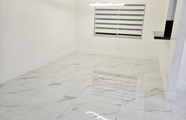 1822 Southwest 102nd Place