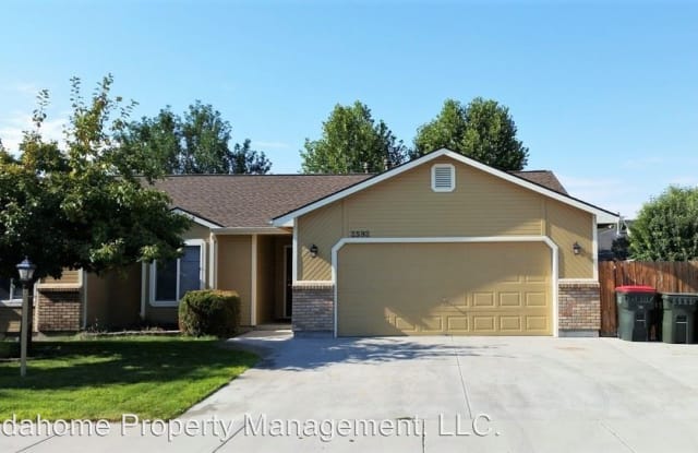 2592 W Santa Clara Dr - 2592 West Santa Clara Drive, Meridian, ID 83642