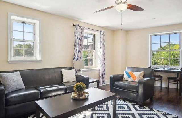 Coronado Place and Towers - Student Housing