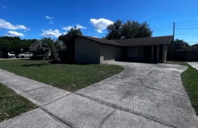 1011 Idlebriar Way - 1011 Idlebriar Way, Tarpon Springs, FL 34689