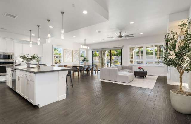 74425 Zeppelin Drive