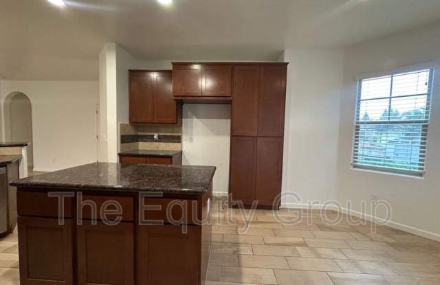 3633 West Harold Ave