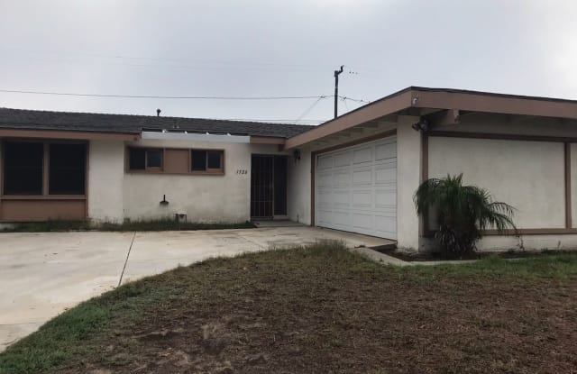 1520 McLoughlin Avenue - 1520 Mcloughlin Avenue, Oxnard, CA 93035