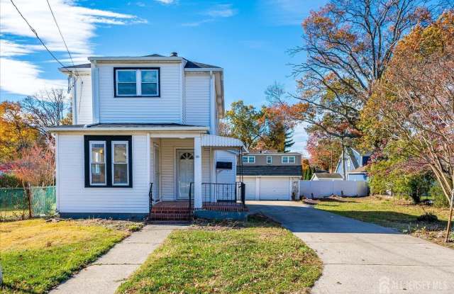 385 Pierson Avenue unit: 2