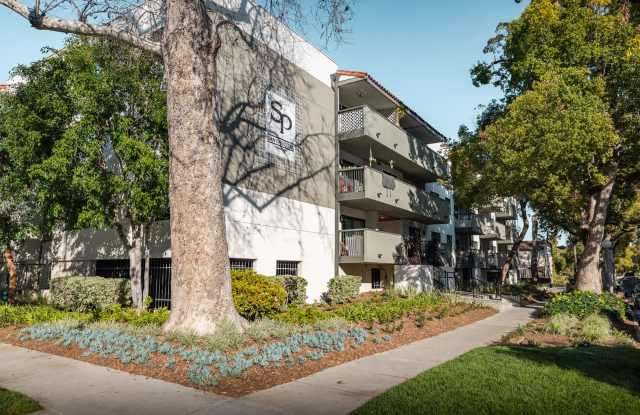 San Pasqual Apartments