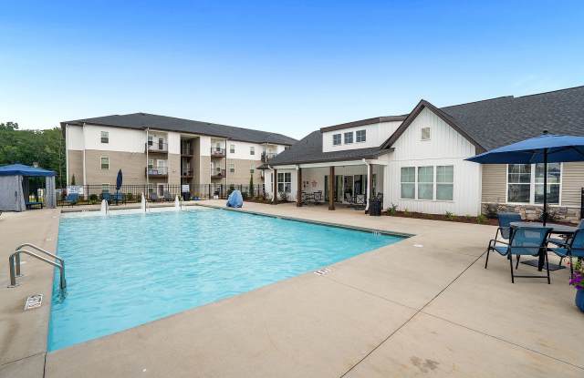 Water's Edge Apartments