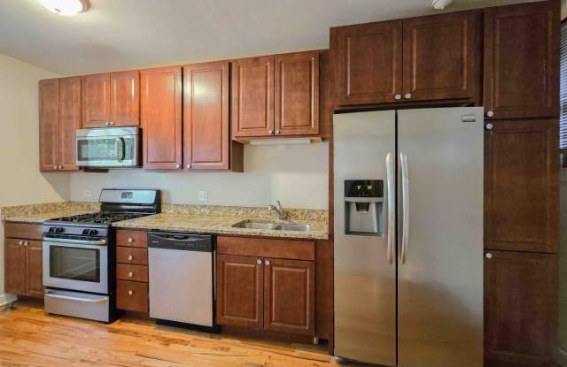 Photo of 5077 North Wolcott Avenue