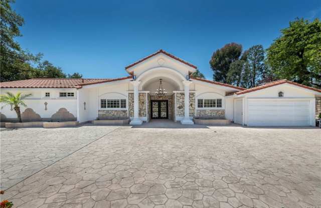 Photo of 16379 Meadowridge Way