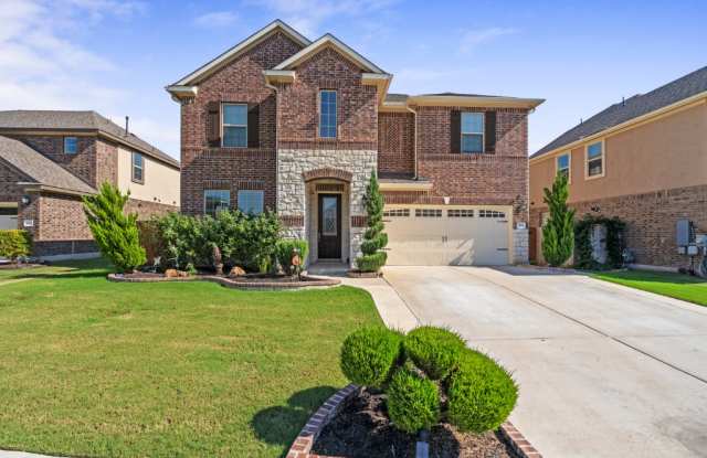876 Expedition Way