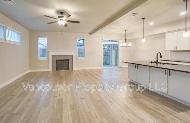 2217 East Juniper Circle