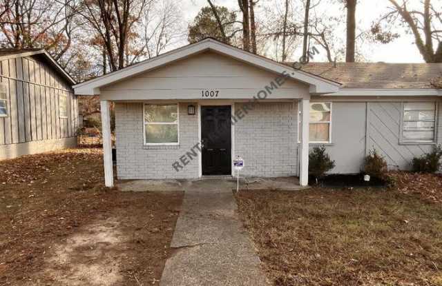 1007 Wright Street - 1007 Wright Street, Jacksonville, AR 72076